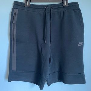 Nike Tech Fleece Shorts Black Mens Size XL 628984-010